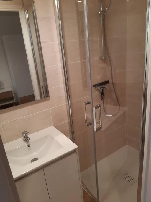 Appartement Le Michel-Ange Мер-ле-Бен Екстериор снимка