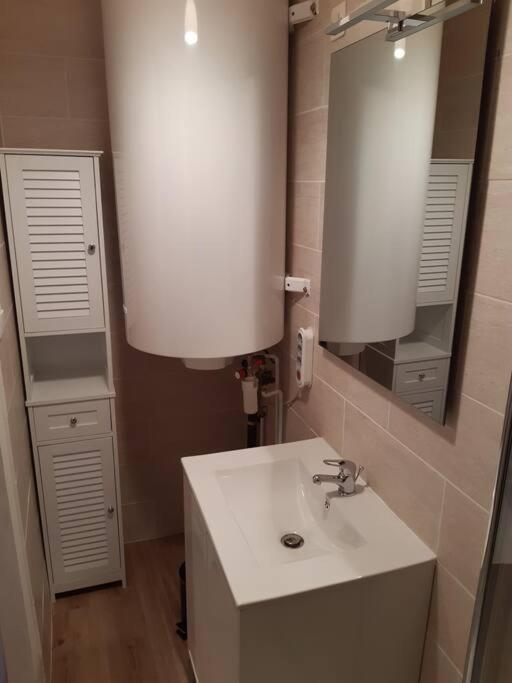 Appartement Le Michel-Ange Мер-ле-Бен Екстериор снимка